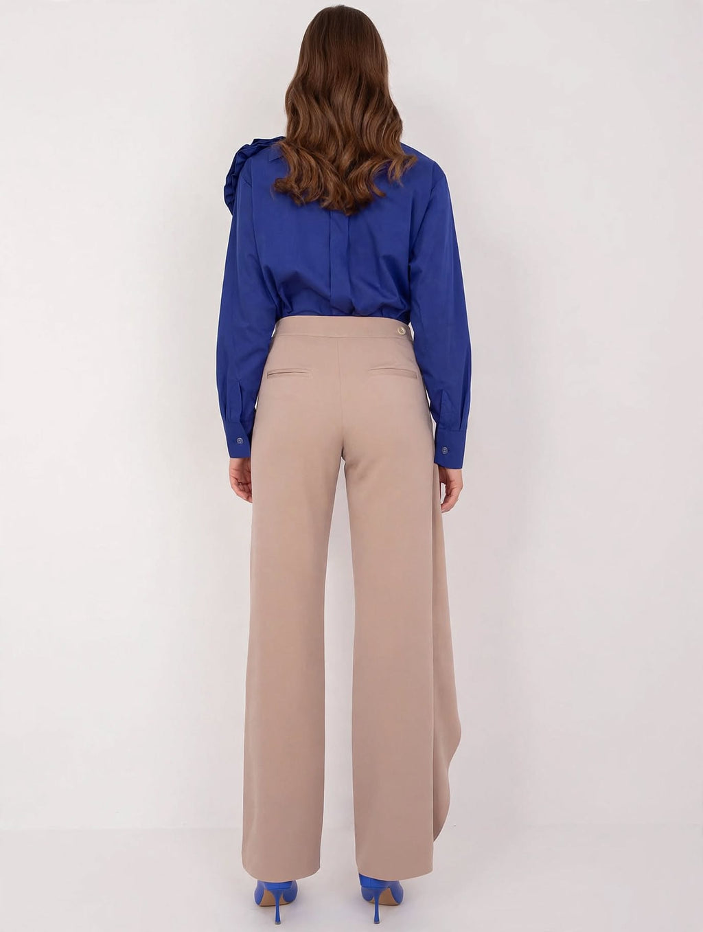 Chemise élégante pour femme en coton bleu à manches longues, modèle Lakerta 196567, boutonnée