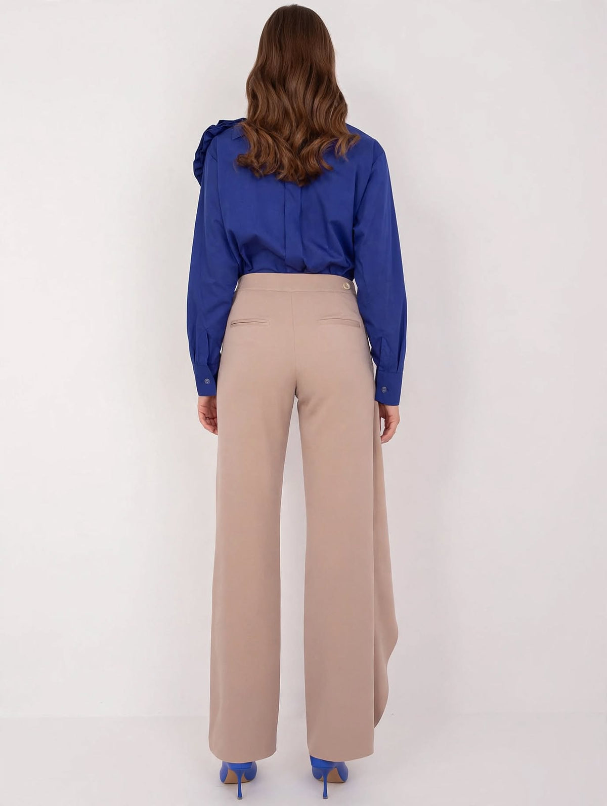 Chemise élégante pour femme en coton bleu à manches longues, modèle Lakerta 196567, boutonnée