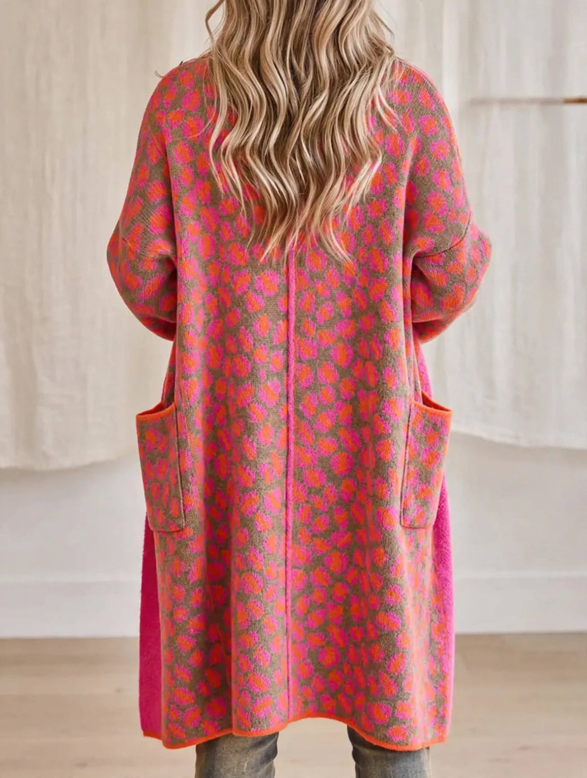 Gilet Long Léopard Rose & Orange - L'Éclat Bohème Chic