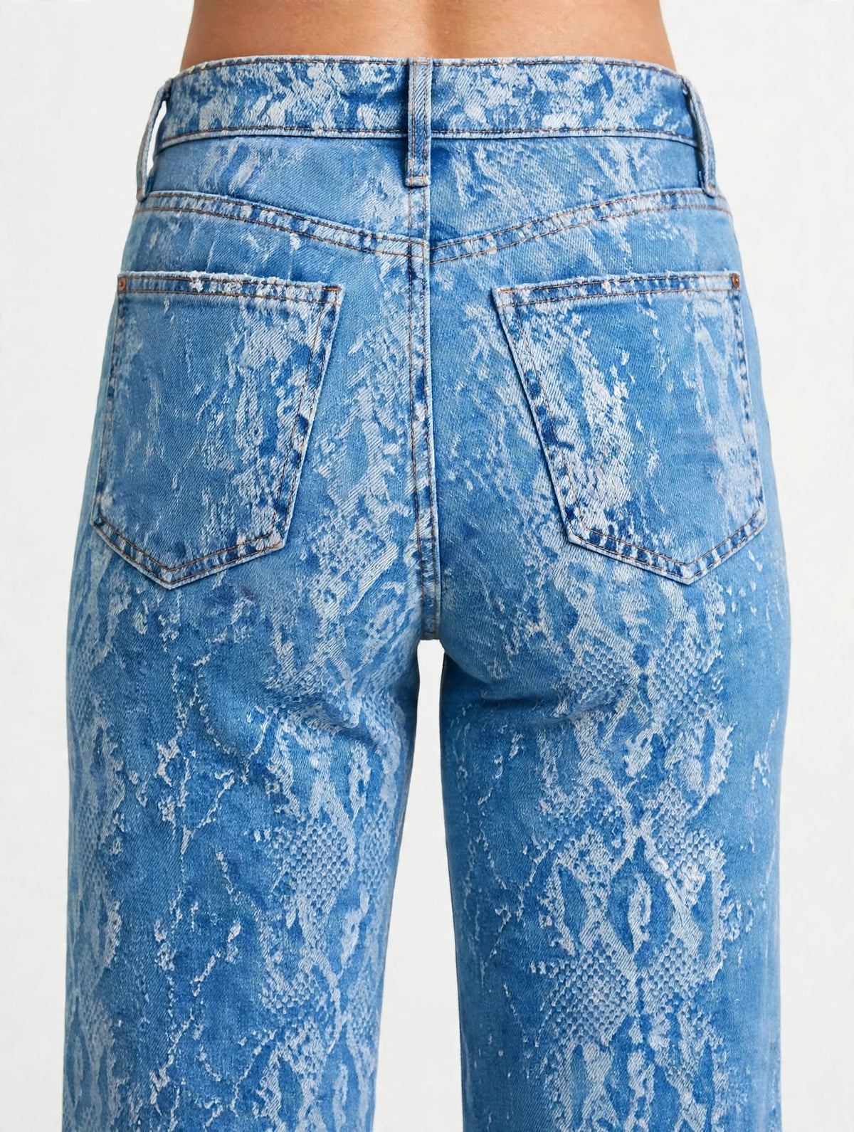 DARING - Vintage blue python print wide-leg jeans - High rise