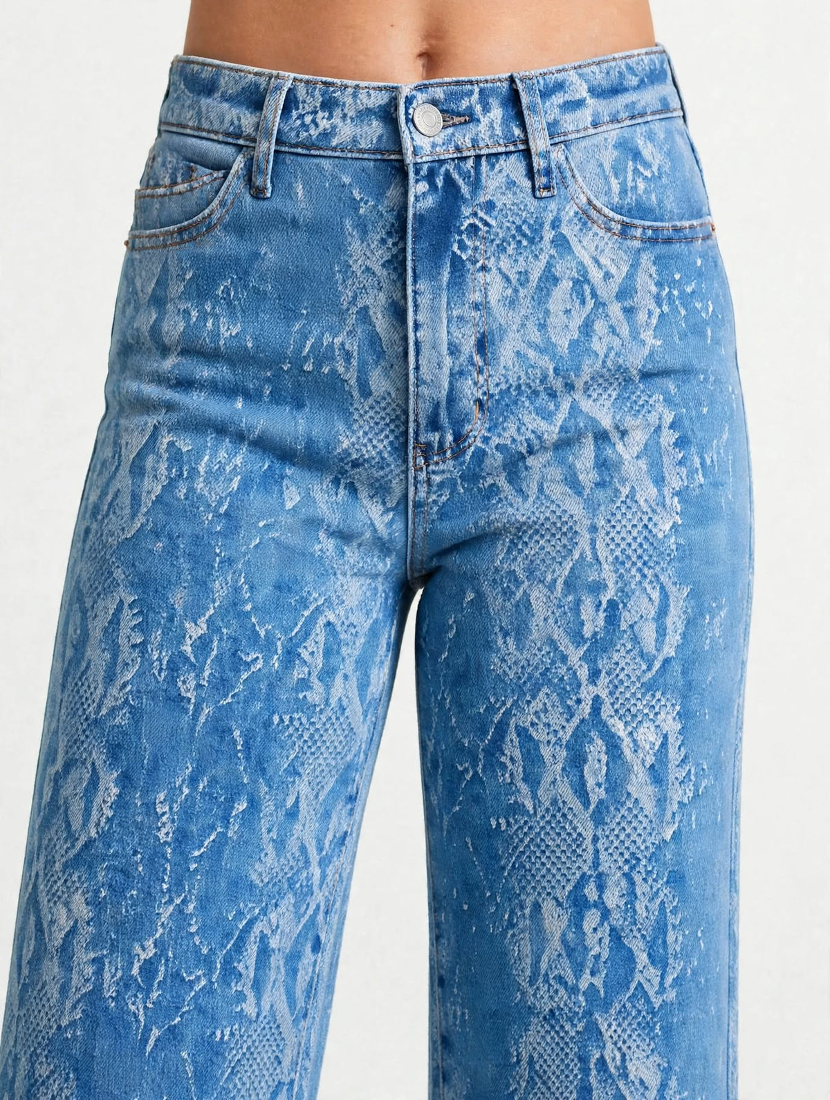 DARING - Vintage blue python print wide-leg jeans - High rise