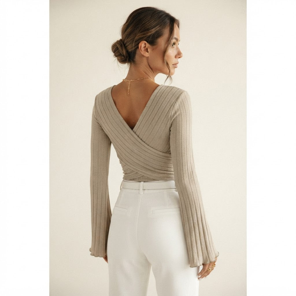 Pull Cache-Coeur Léa
