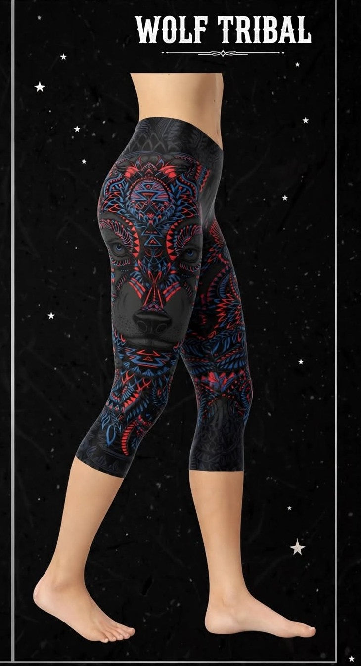 Women's Capri leggings, oriental black wolf pattern