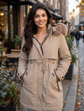 Veste matelassée pour femme (réf. 202561) avec capuche à fourrure amovible et ceinture à la taille