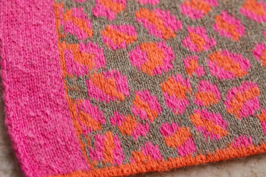 Gilet Long Léopard Rose & Orange - L'Éclat Bohème Chic