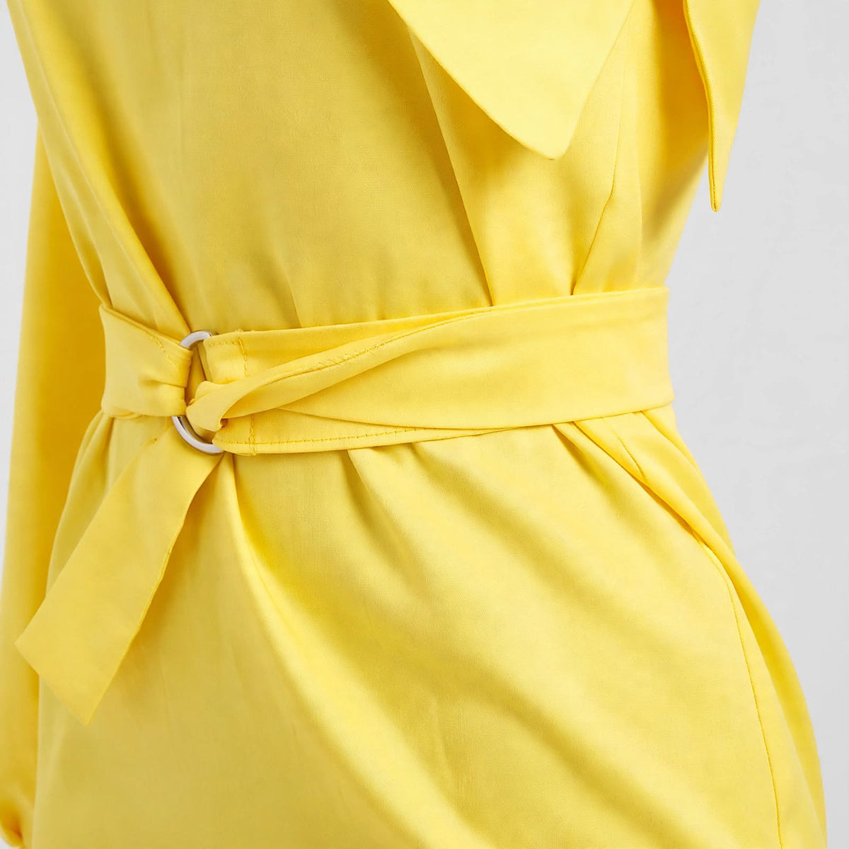 Robe Asymétrique 'Soleil d'Été' – Éclat et Élégance au Quotidien