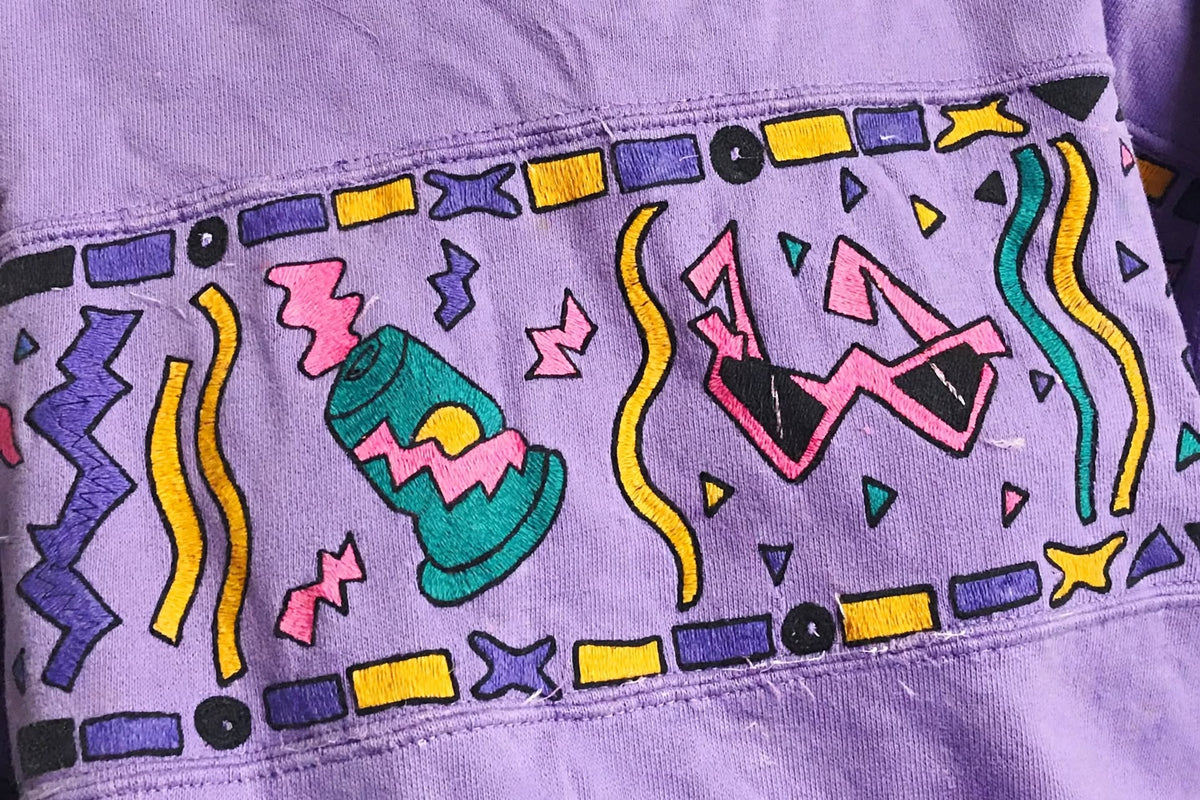 Sweat Vintage Violet « Urban Chic » – L'élégance décontractée