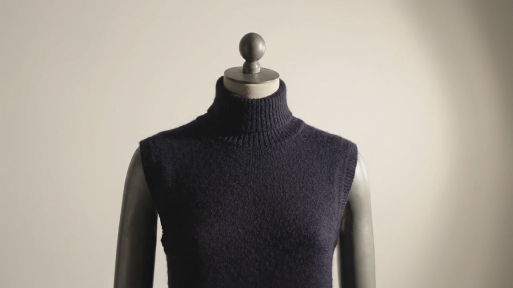 Pull col roulé sans manches femme en cachemire bleu marine - LILLY 13